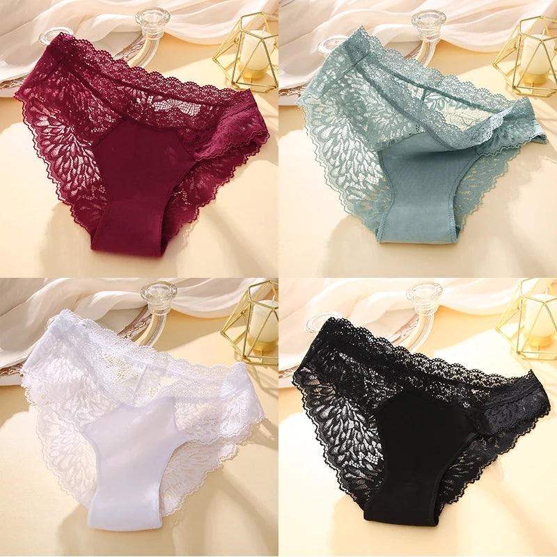 Set 4 Panties Sexy de Encaje con Transparencias - Lencería Elegante