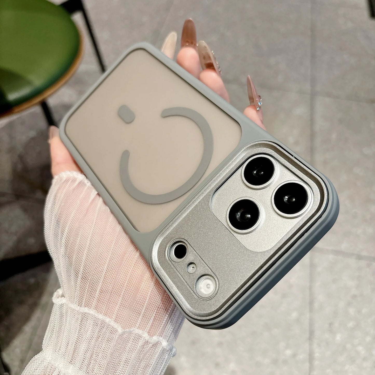 For 17 Pro Max Plain Matte Magnetic Protective Phone Case with AI Button