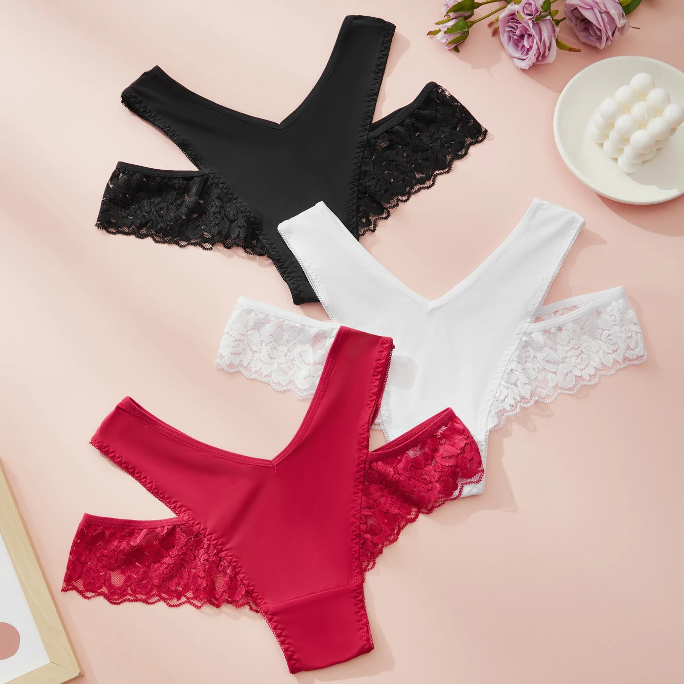 Sexy Cut-out Lace Panties Bulk Wholesale Custom Logo Women Breathable Hollow Out Briefs Factory Price Female Underwear 3 Colors