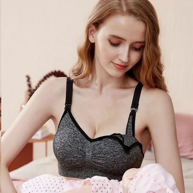 Plus Size Seamless Nursing Bra – Wire-Free Four Hook-Eye Closure Maternity Bra for Breastfeeding