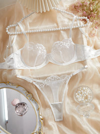 Conjunto de Lencería Sexy Encaje Negro - Bustier con Onda Forestal y Braguita Romántica