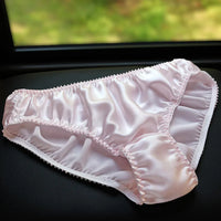 100% Mulberry Silk Underwear for Women – Breathable Mid-Rise Briefs | Hector & Maison