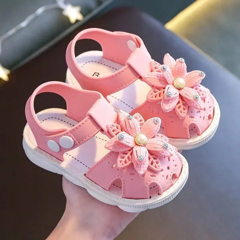 ZYCZWL Girls Bow Beach Sandals - Soft Non-Slip Summer Shoes