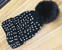 Gorro Invierno Mujer con Pompones y Perlas - Beanie Lana Tejido Cálido y Elegante