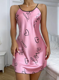Camisón de Satén con Corazones para San Valentín - Lencería Sexy Espalda Descubierta para Mujer