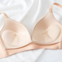 Japanese-Style Seamless Push-Up Bra – Wire-Free Deep V Bralette | 3/4 Cup | Sizes S–XXL