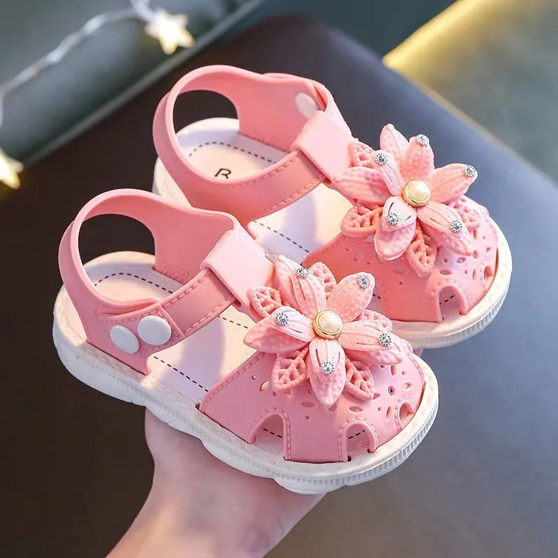 ZYCZWL Girls Bow Beach Sandals - Soft Non-Slip Summer Shoes