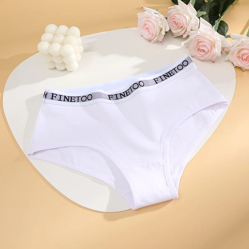Panties Triangulares de Algodón FINETOO - Tiro Bajo con Realce de Cadera