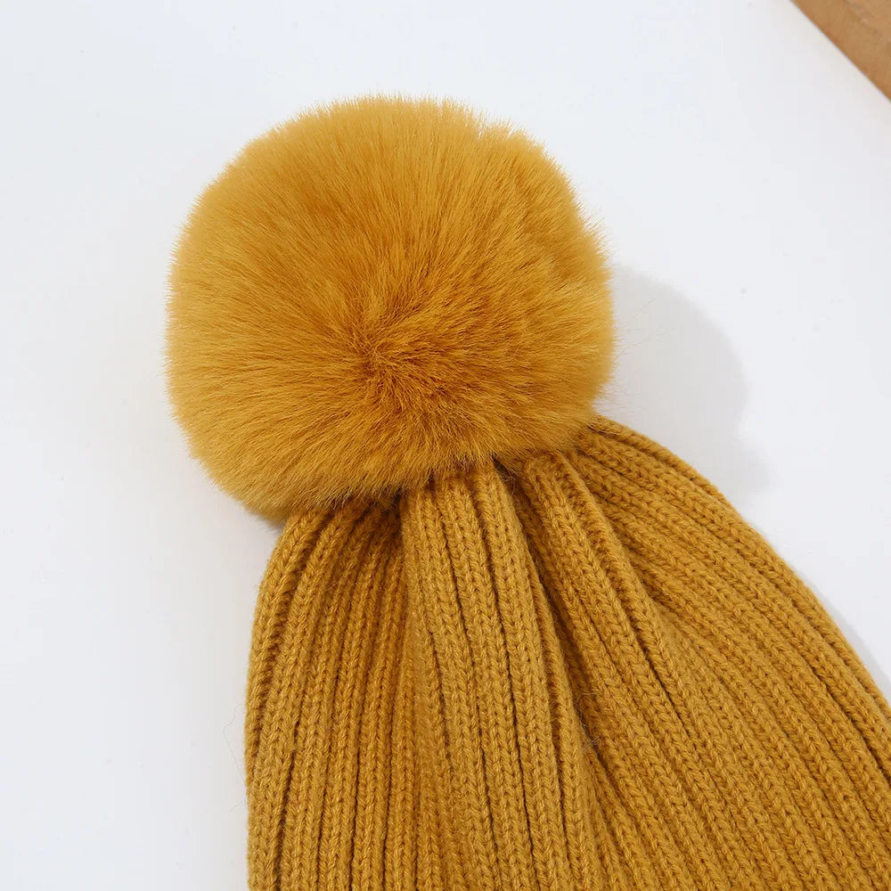 Gorro de Invierno con Pompón y Perlas - Gorro Tejido Cálido para Mujer