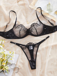 Conjunto de Lencería Sexy Encaje Negro - Bustier con Onda Forestal y Braguita Romántica