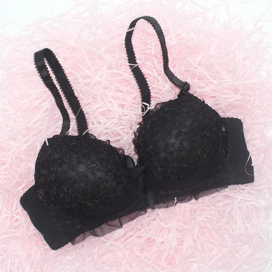 Women's Lace Push-Up Bralette — Wire-Free, Floral, Plus Size Available