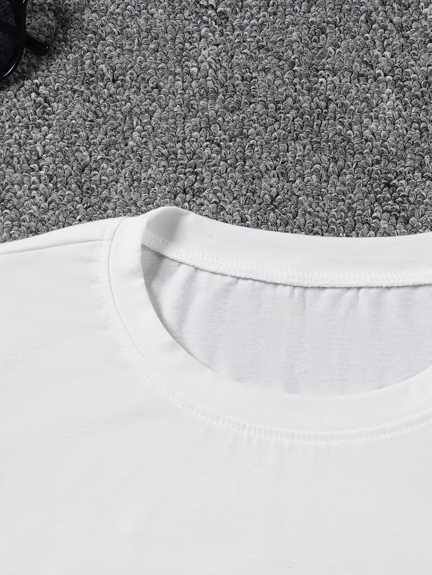 Letter Print Round Neck Short Sleeve T-Shirt – Minimalist Casual Women's Top