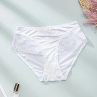 Panty de Encaje Triangular - Diseño Elegante y Cómodo