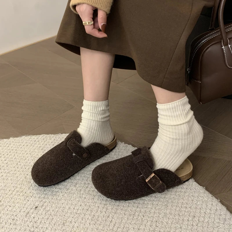 Pantuflas de Fieltro con Base de Corcho para Mujer - Zuecos Cerrados Cálidos con Forro de Felpa