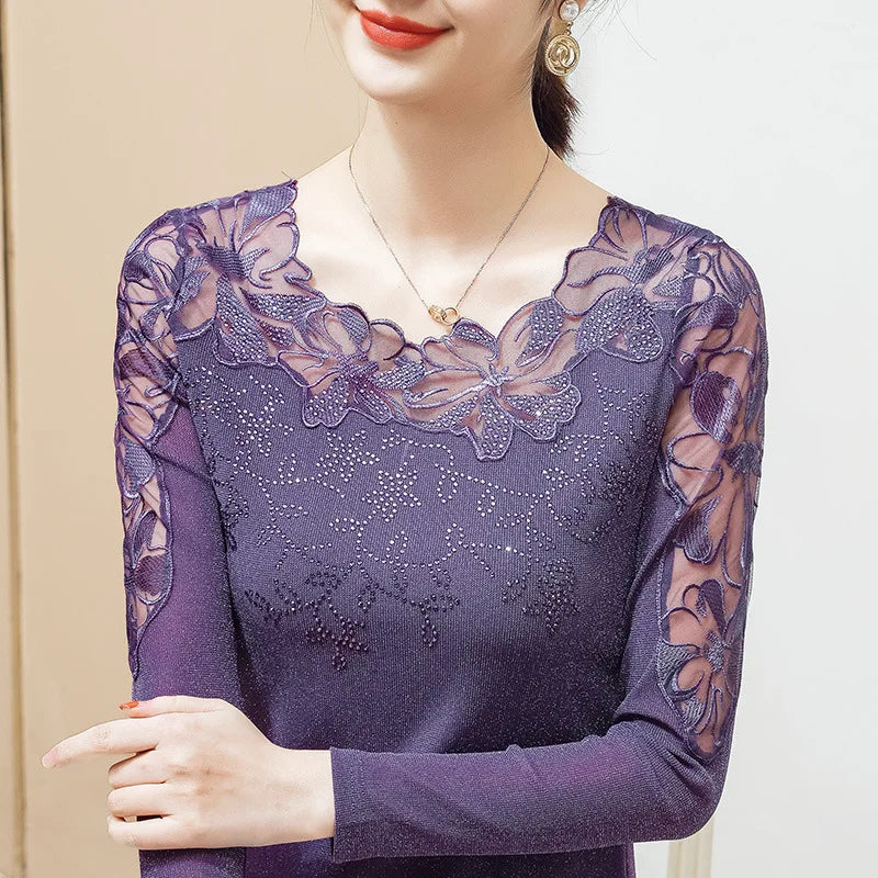 Embroidered Diamond Lace Long Sleeve Top – Loose Fit O-Neck Women's Tee