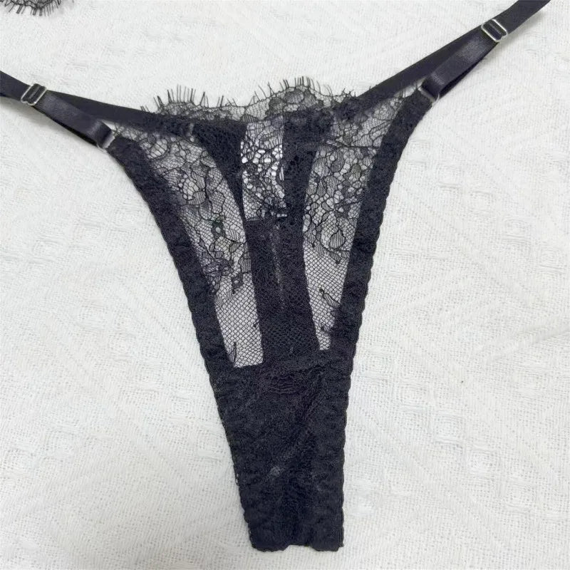 Conjunto de Lencería Sexy con Encaje Transparente - Sujetador Sin Relleno y Braguita