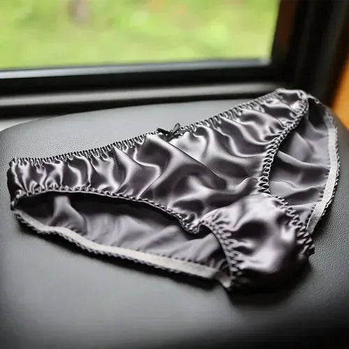 100% Mulberry Silk Underwear for Women – Antibacterial, Breathable & Ultra-Soft Briefs