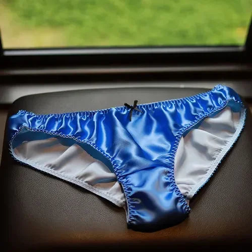100% Mulberry Silk Underwear for Women – Antibacterial, Breathable & Ultra-Soft Briefs