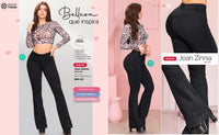 Pantalones colombianos levantando cola